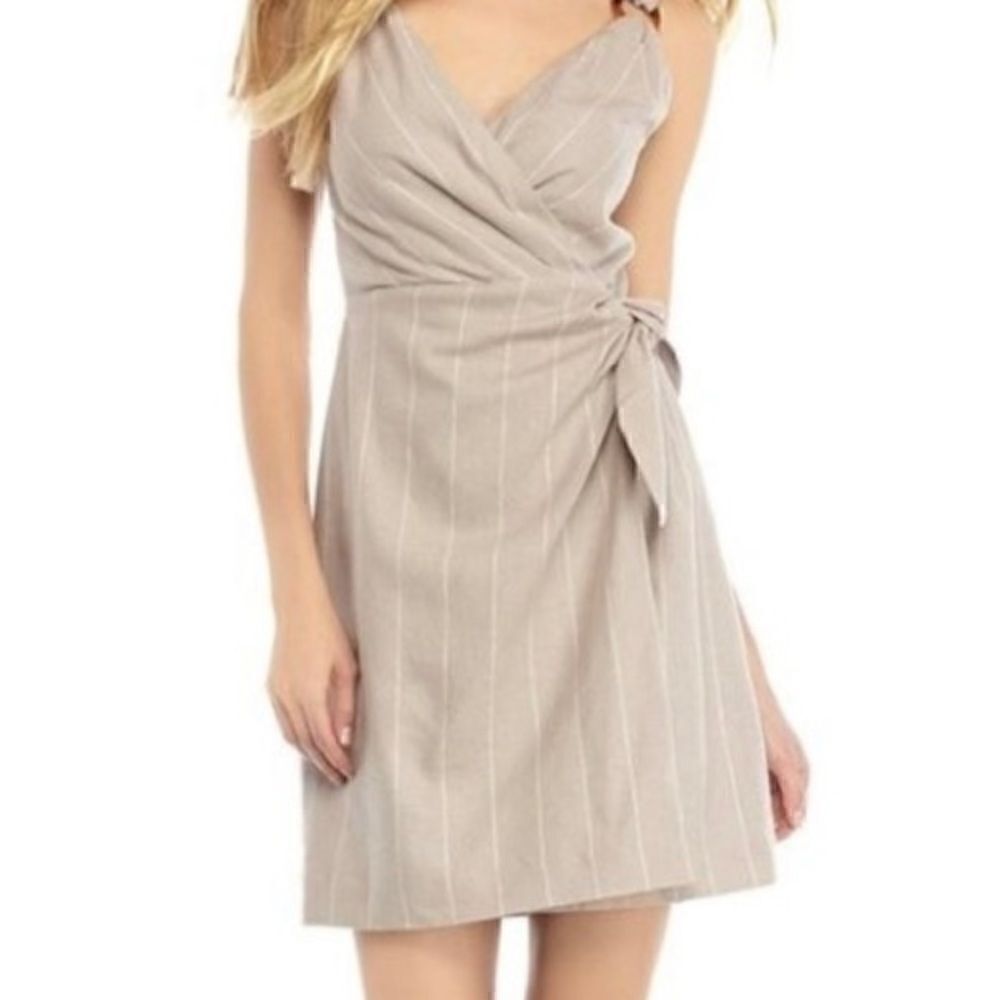 The Limited Linen Blend Wrap Mini Dress Size 6